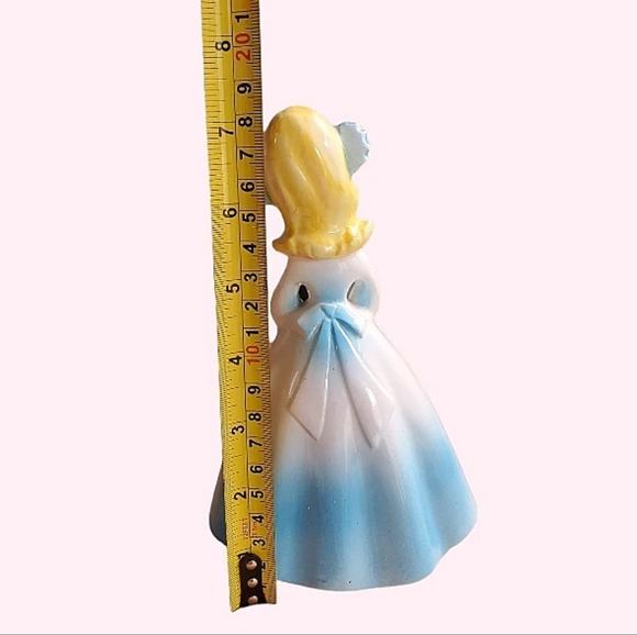 Vintage girl in blue dress figurine - Picture 3 of 4